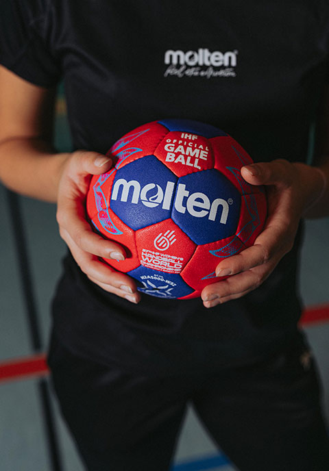 Offizieller Spielball und mehr